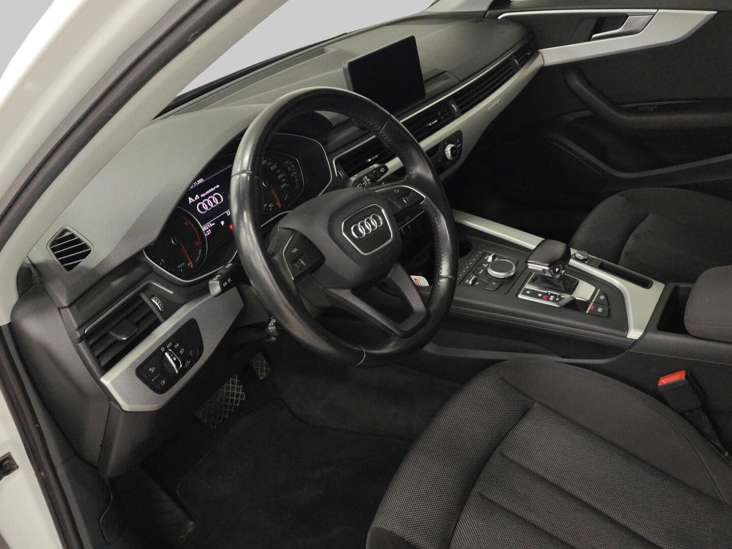 AUDI A4 2016
