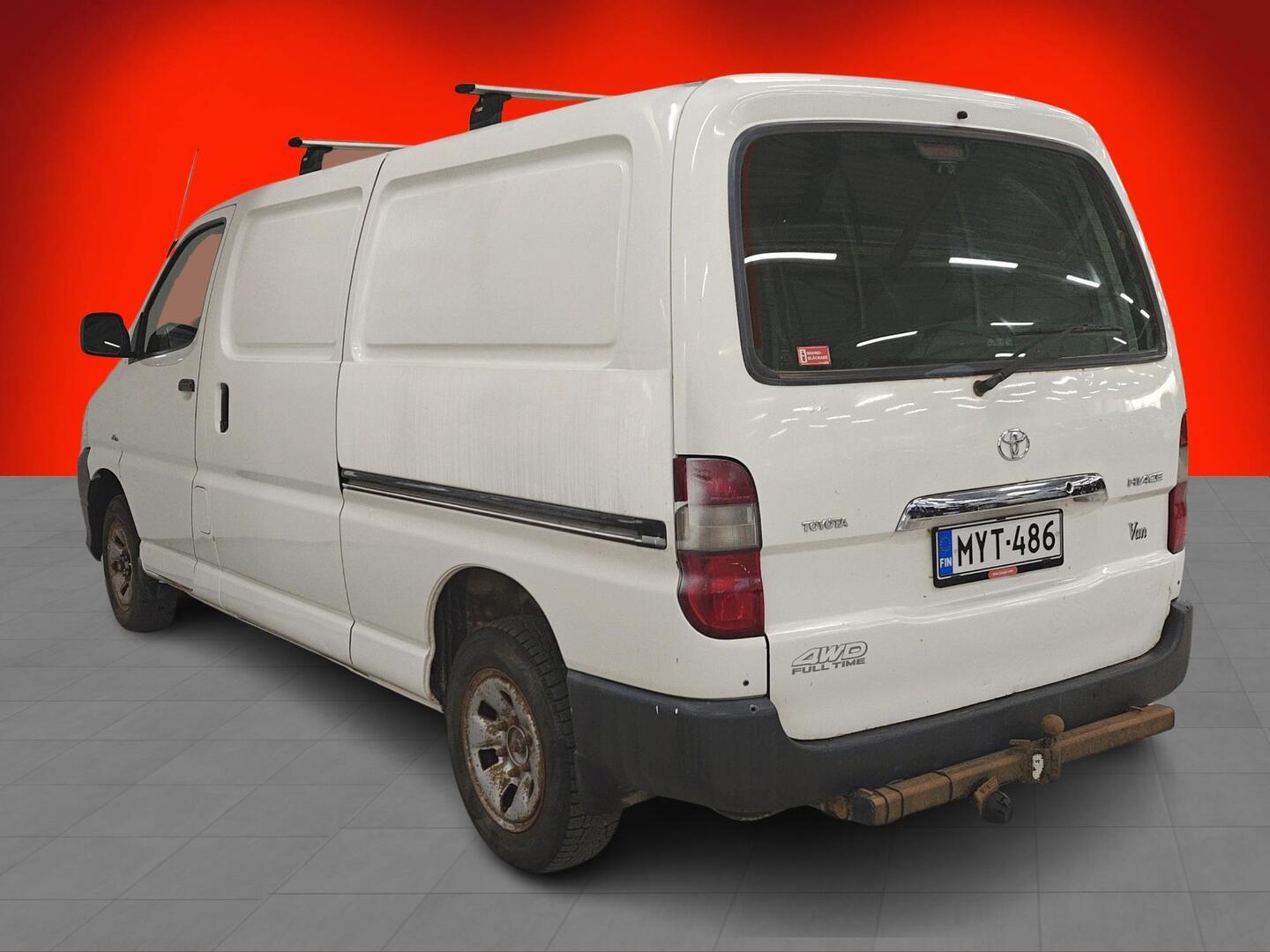 TOYOTA Hiace 2011