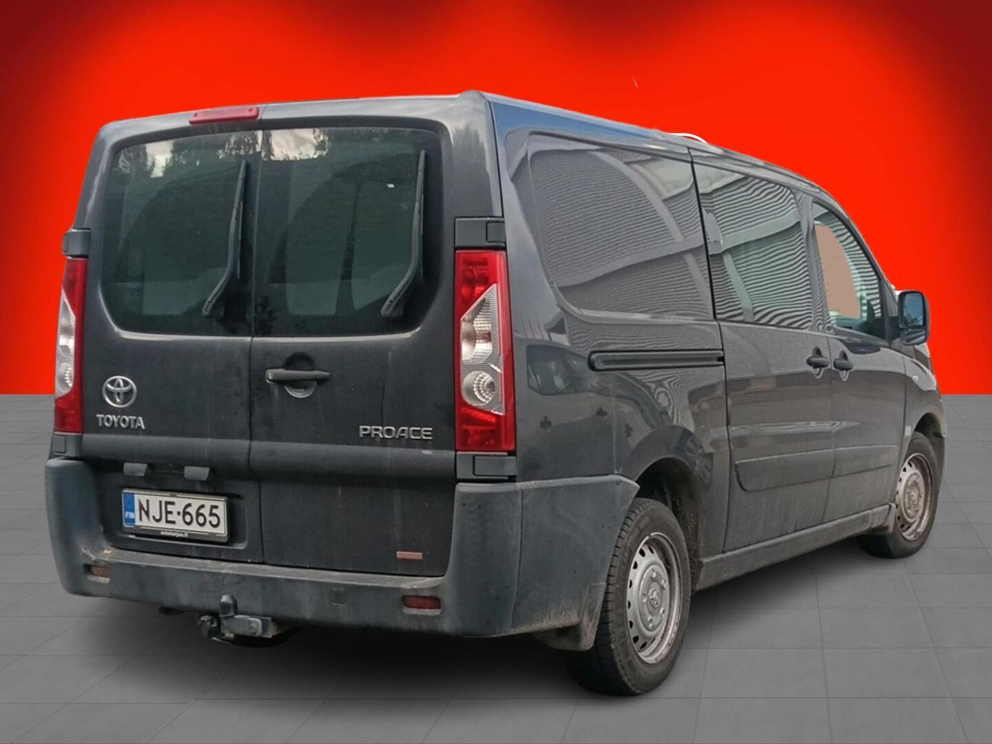 TOYOTA Proace 2013