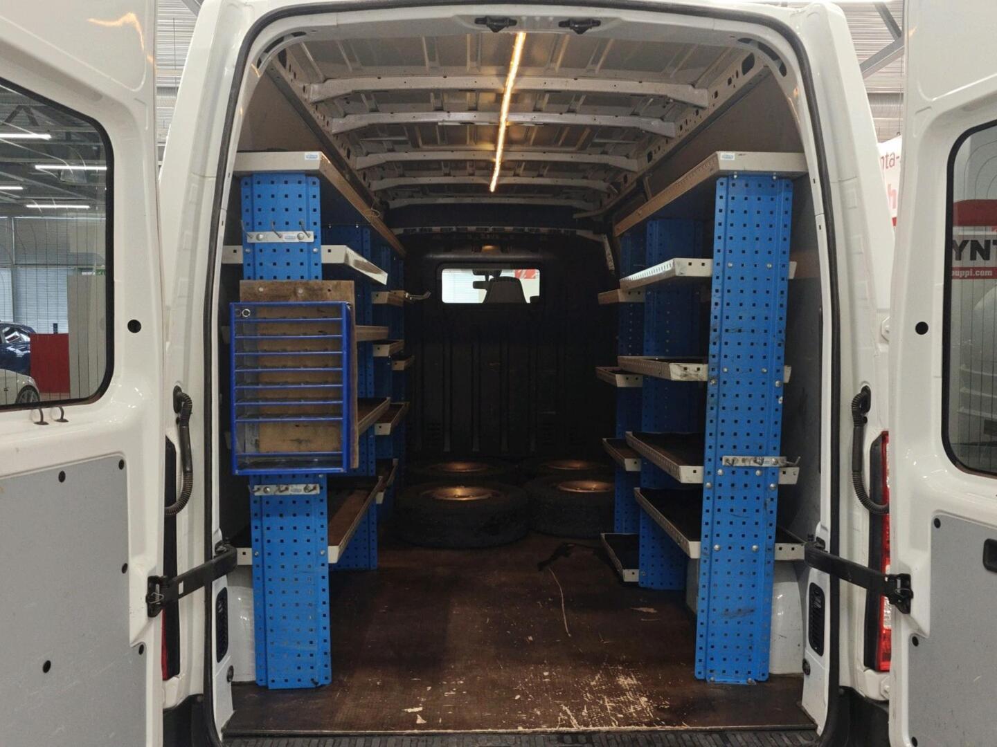 NISSAN NV400 2016