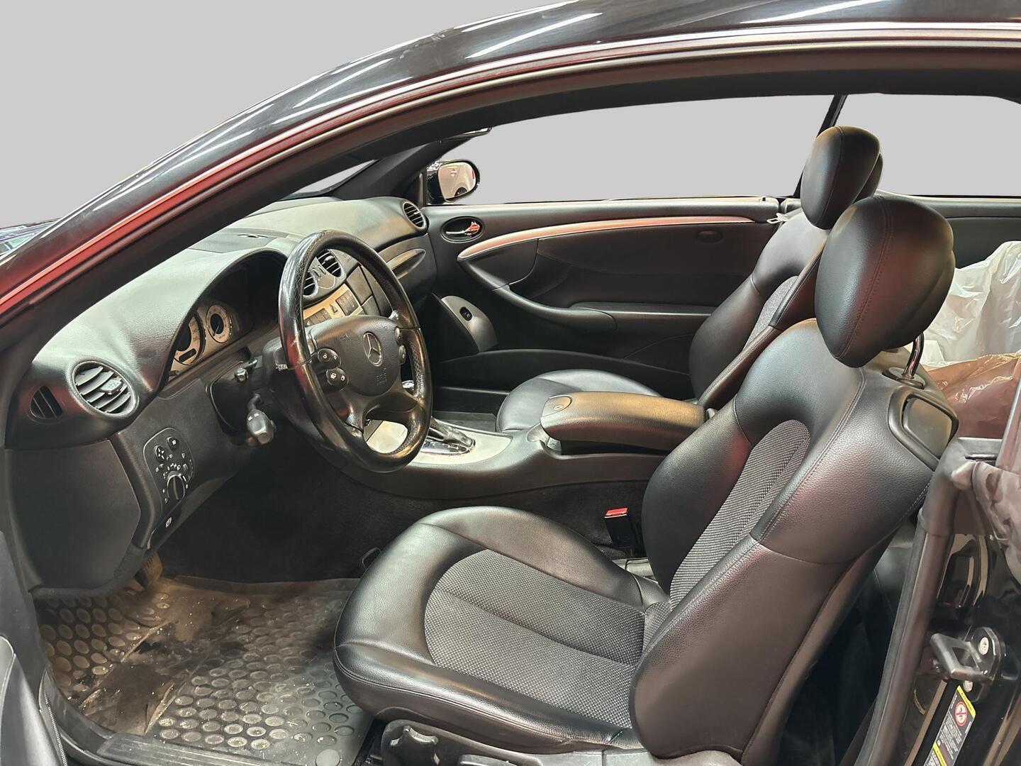 MERCEDES-BENZ CLK 2005