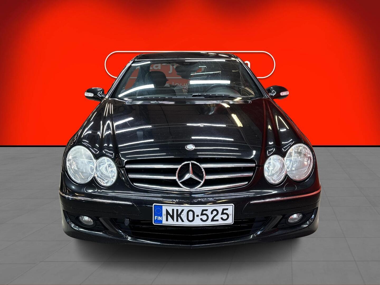 MERCEDES-BENZ CLK 2005