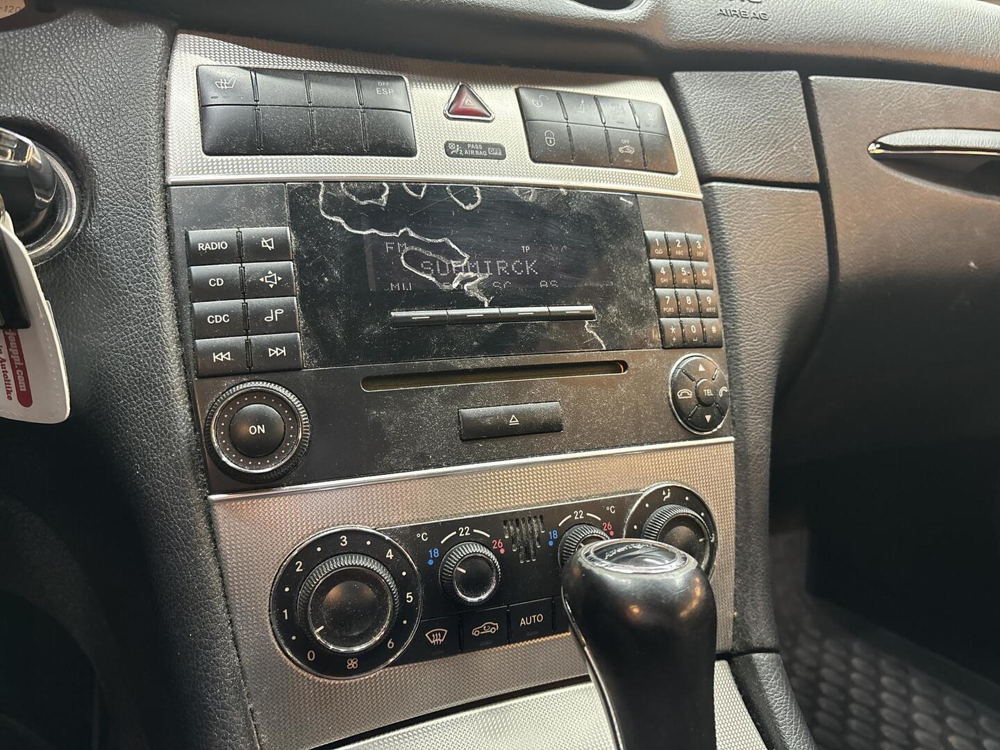 MERCEDES-BENZ CLK 2005