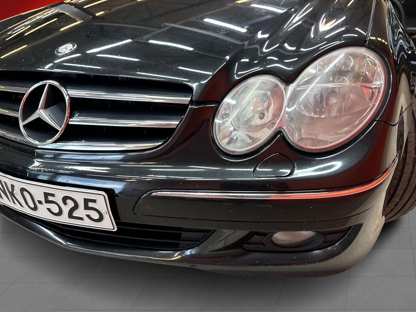 MERCEDES-BENZ CLK 2005