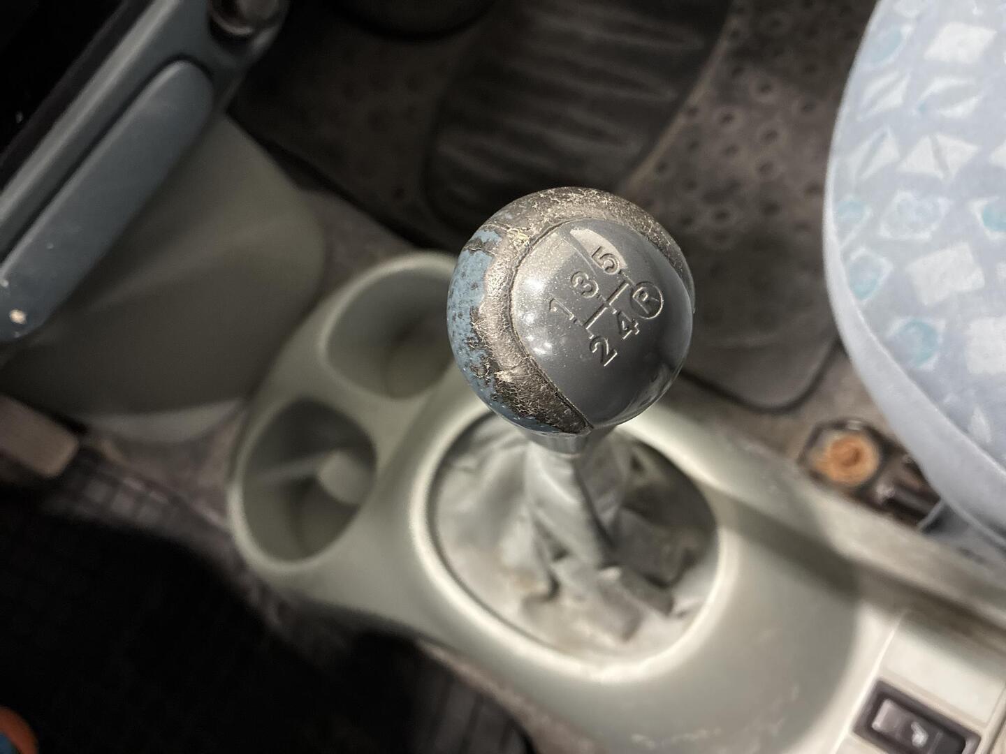 TOYOTA Yaris 2001