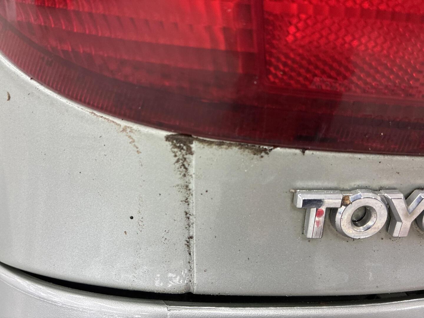 TOYOTA Yaris 2001