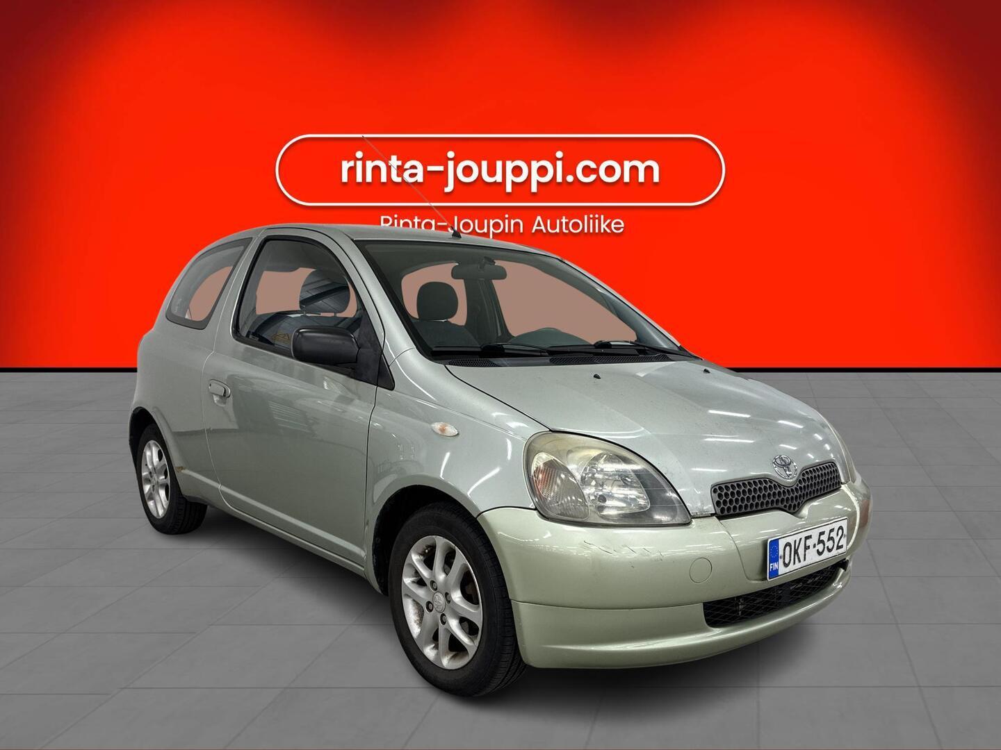TOYOTA Yaris 2001