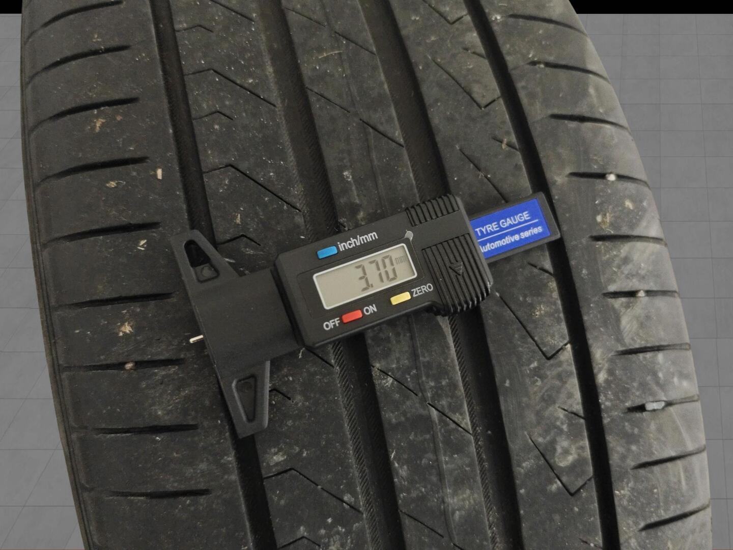 MERCEDES-BENZ C 2009