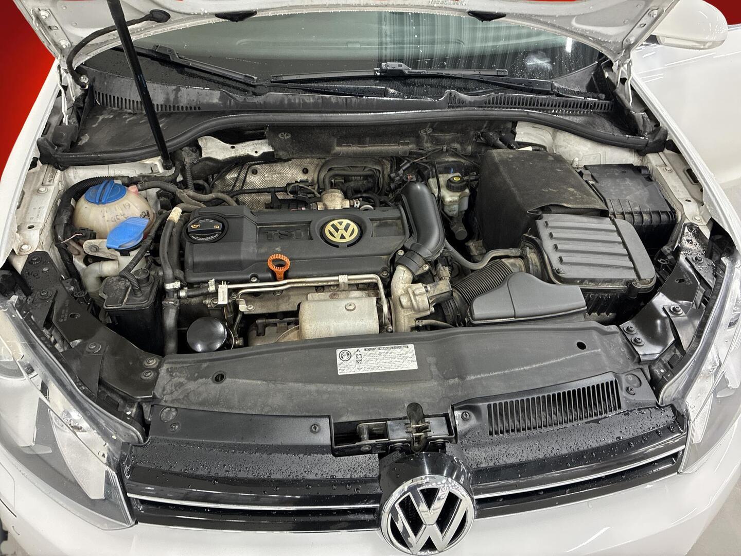 VOLKSWAGEN Golf 2010