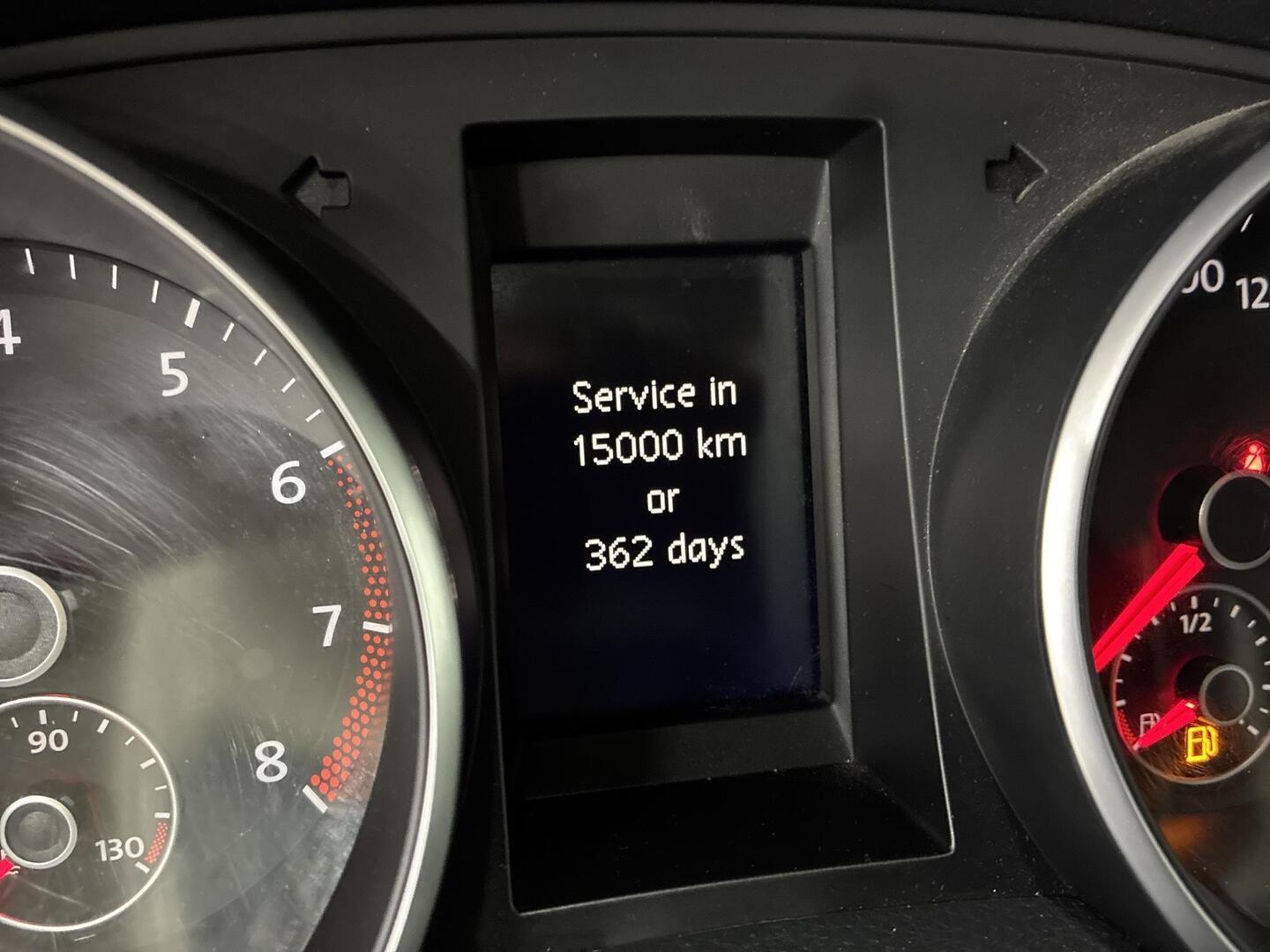 VOLKSWAGEN Golf 2010