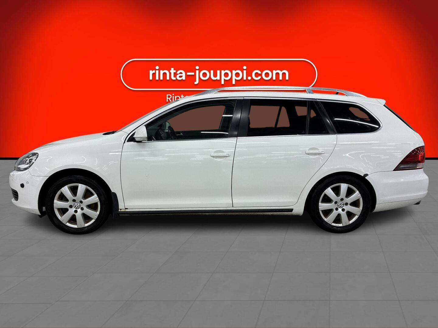 VOLKSWAGEN Golf 2010