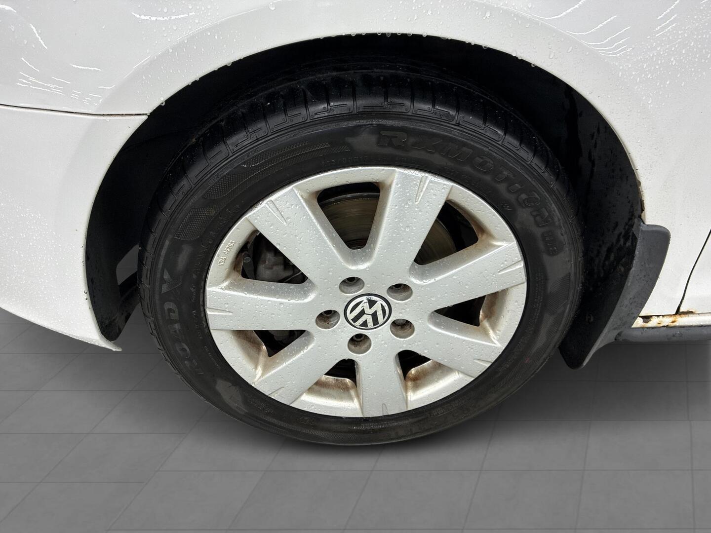 VOLKSWAGEN Golf 2010