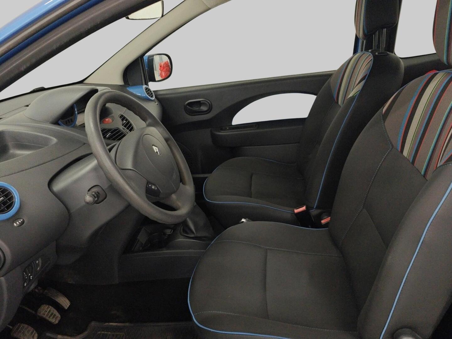 RENAULT Twingo 2013