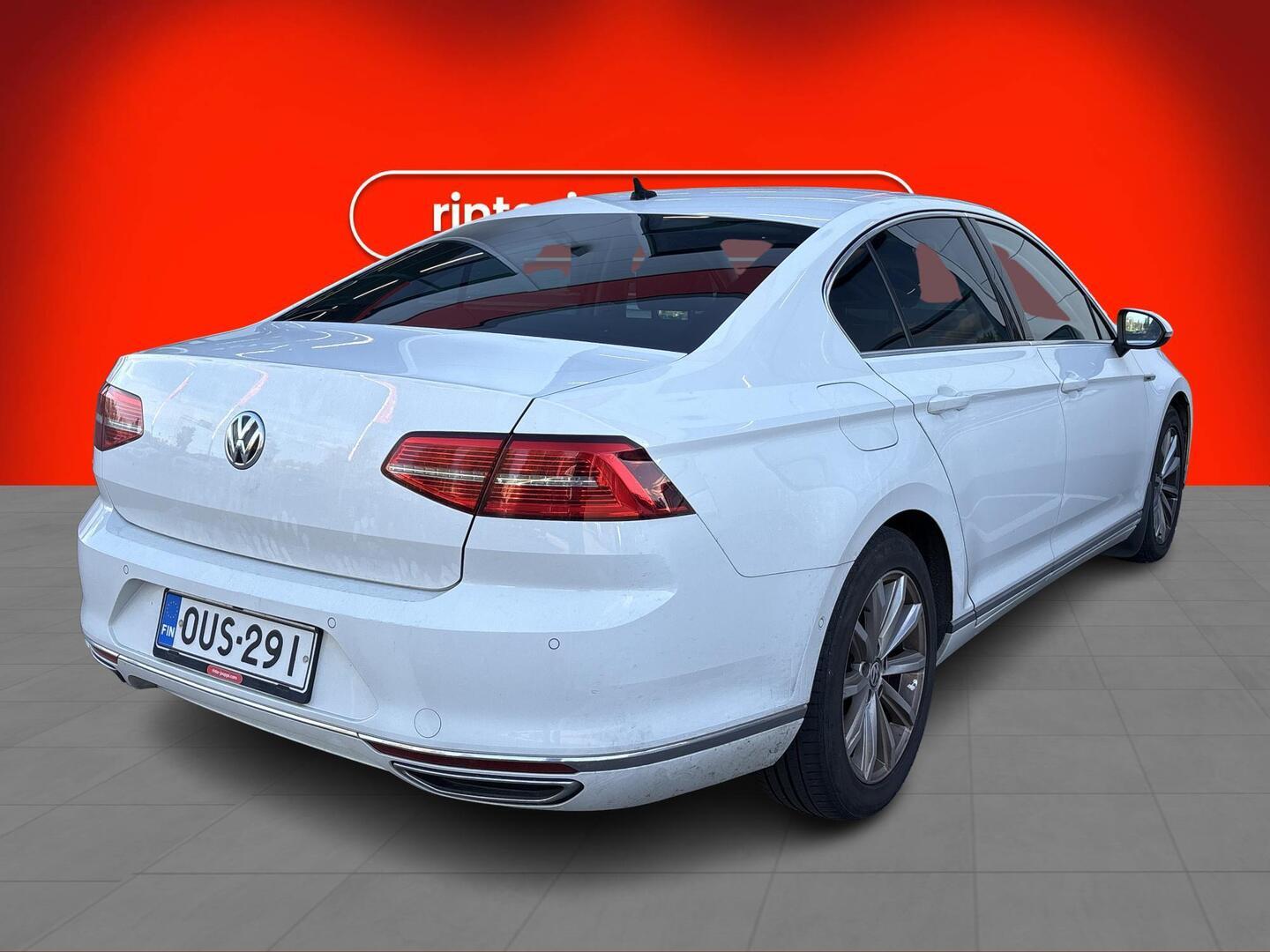 VOLKSWAGEN Passat 2016