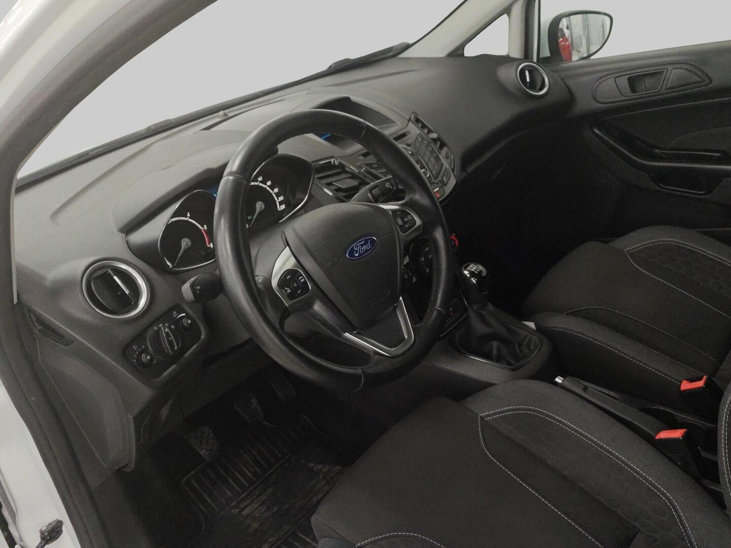 FORD Fiesta Van 2016
