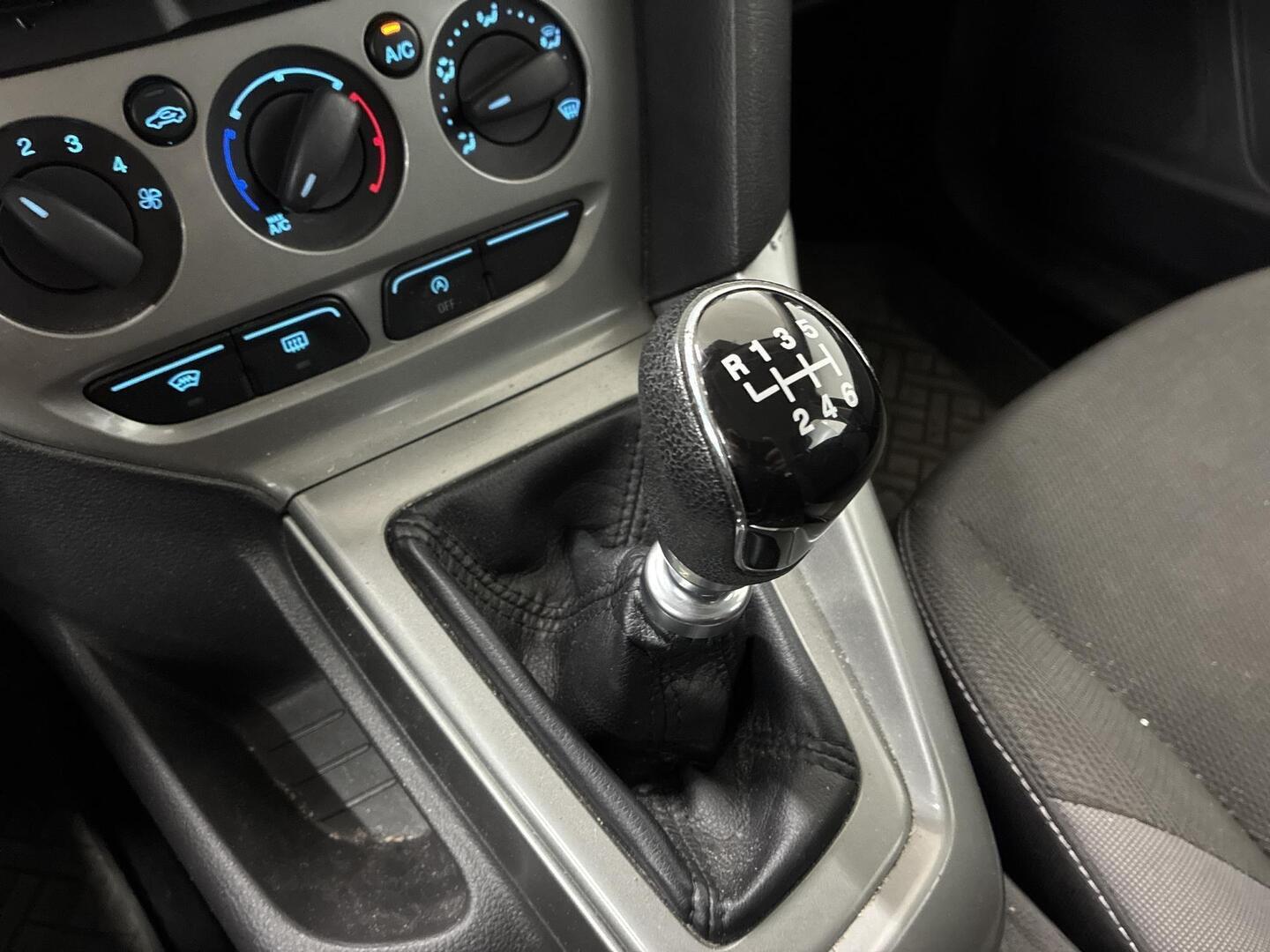 FORD Focus 2011