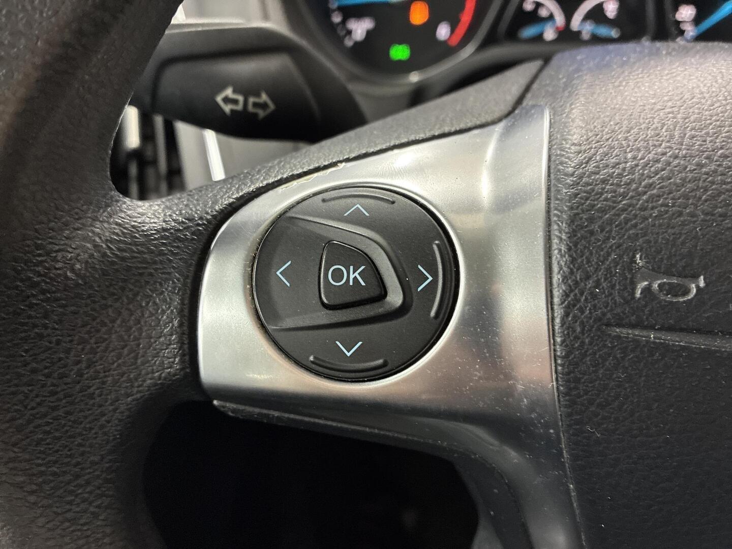 FORD Focus 2011