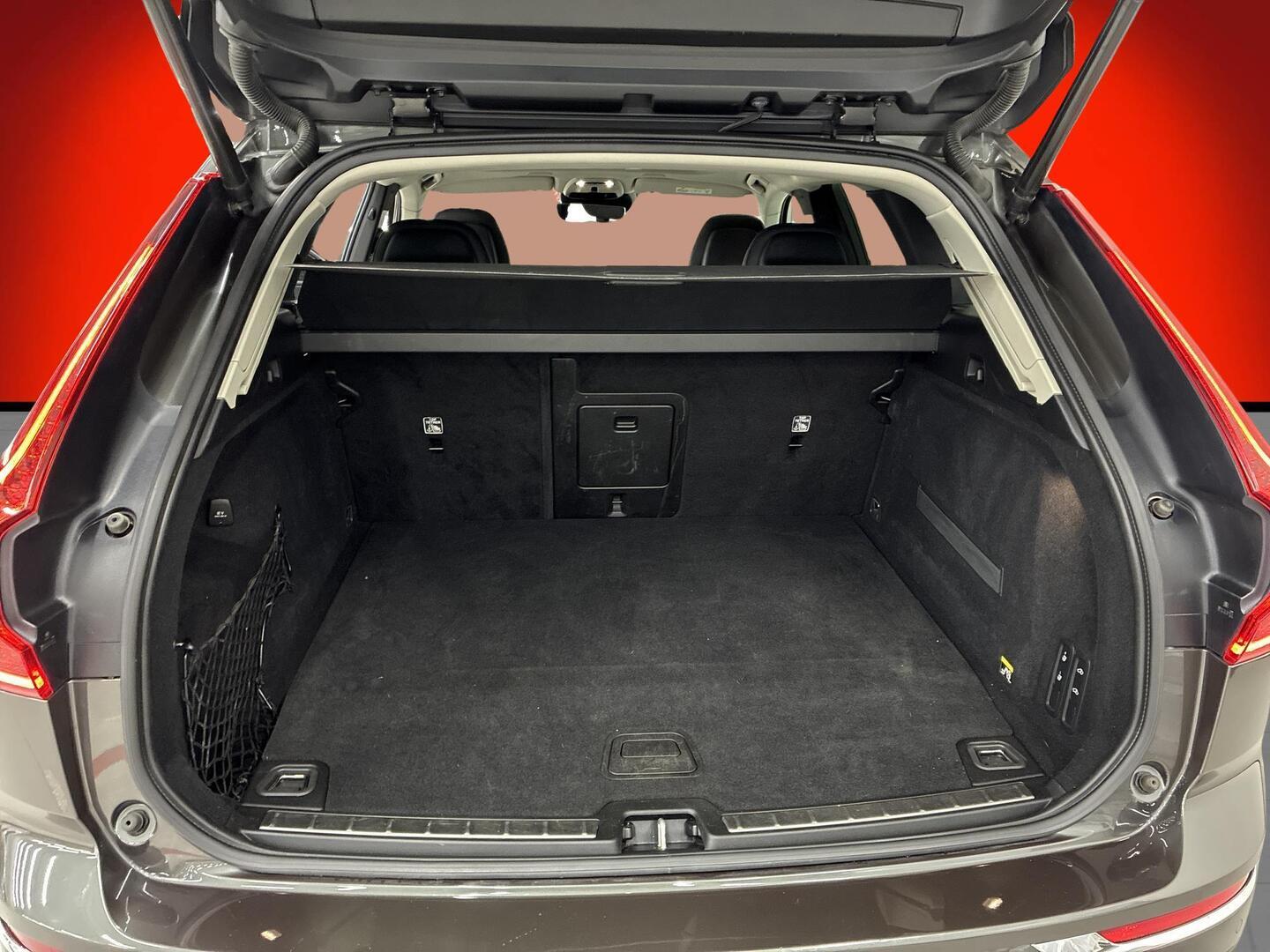 VOLVO XC60 2018