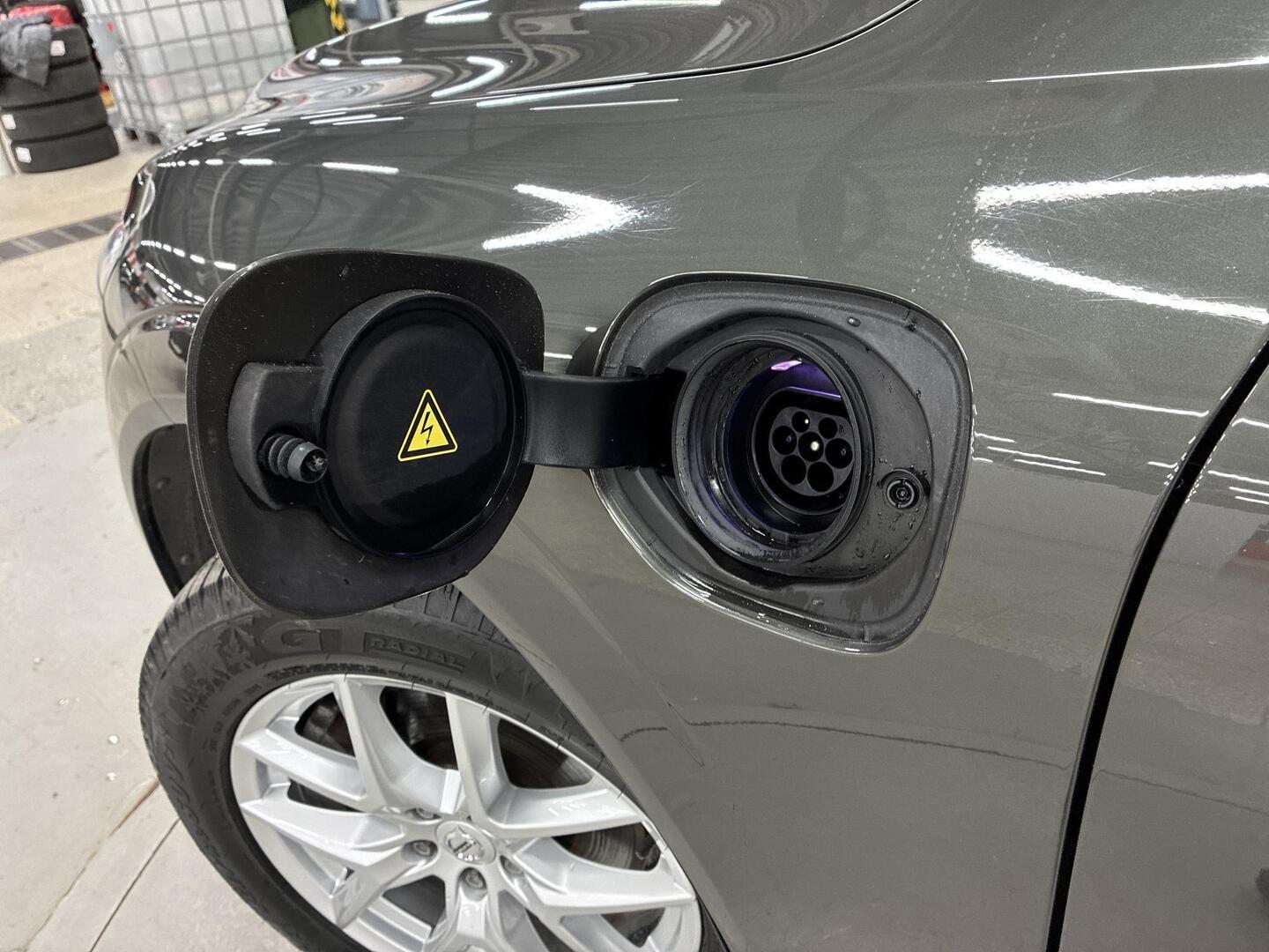 VOLVO XC60 2018