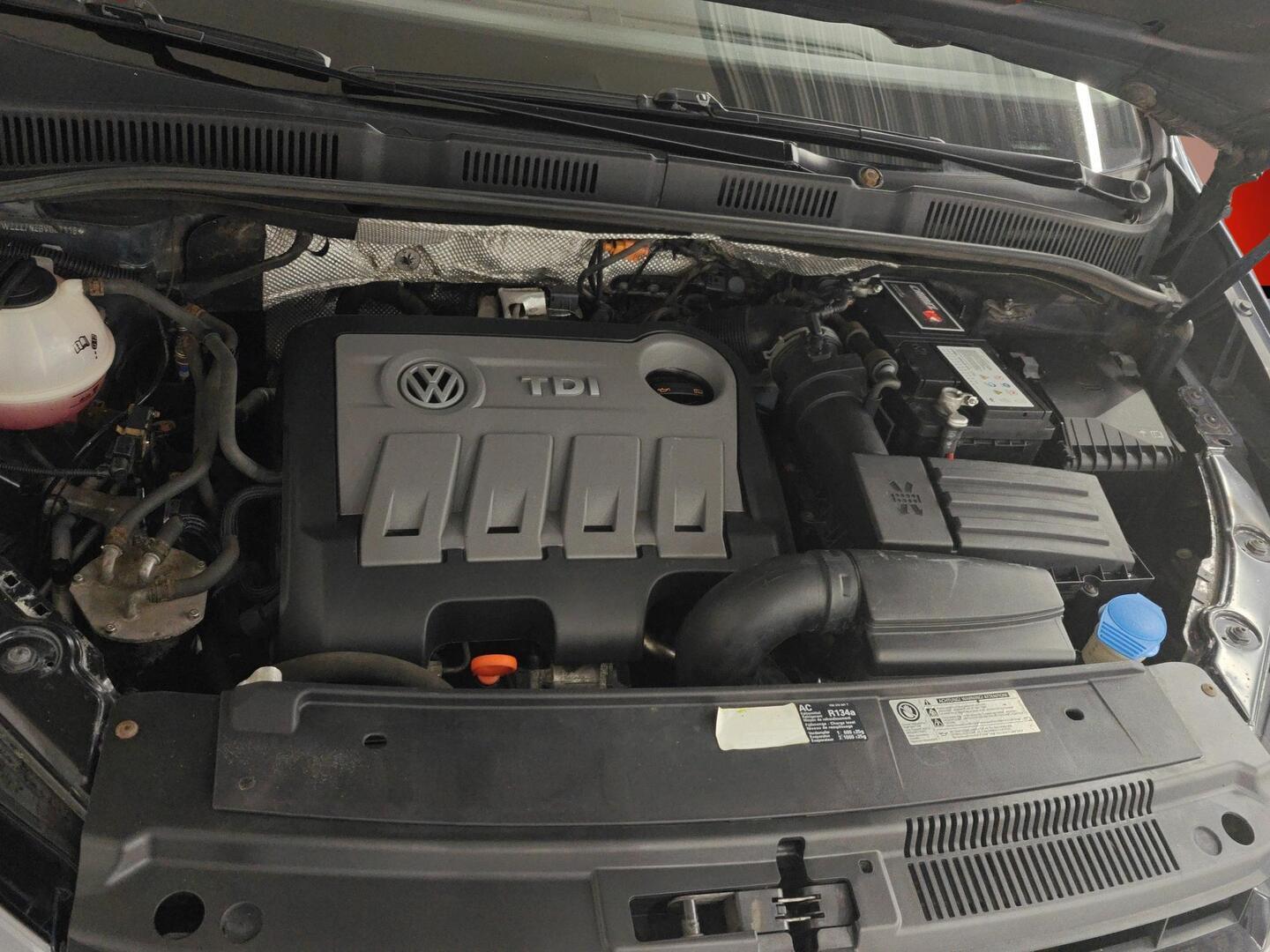 VOLKSWAGEN Sharan 2010