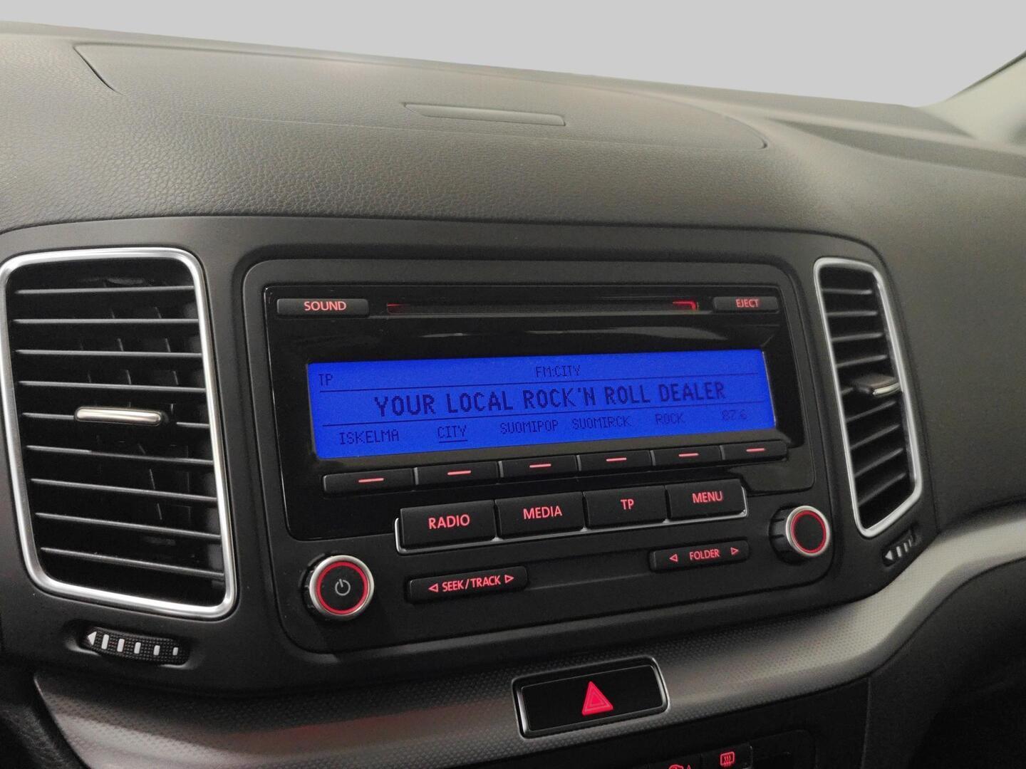 VOLKSWAGEN Sharan 2010