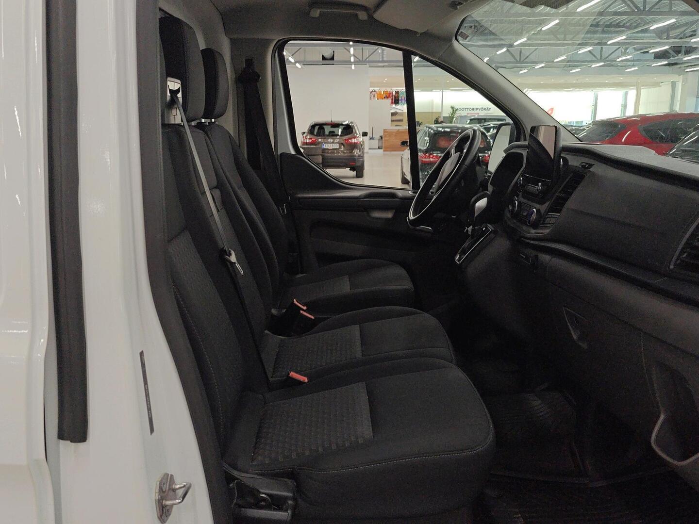 FORD TRANSIT CUSTOM 2023