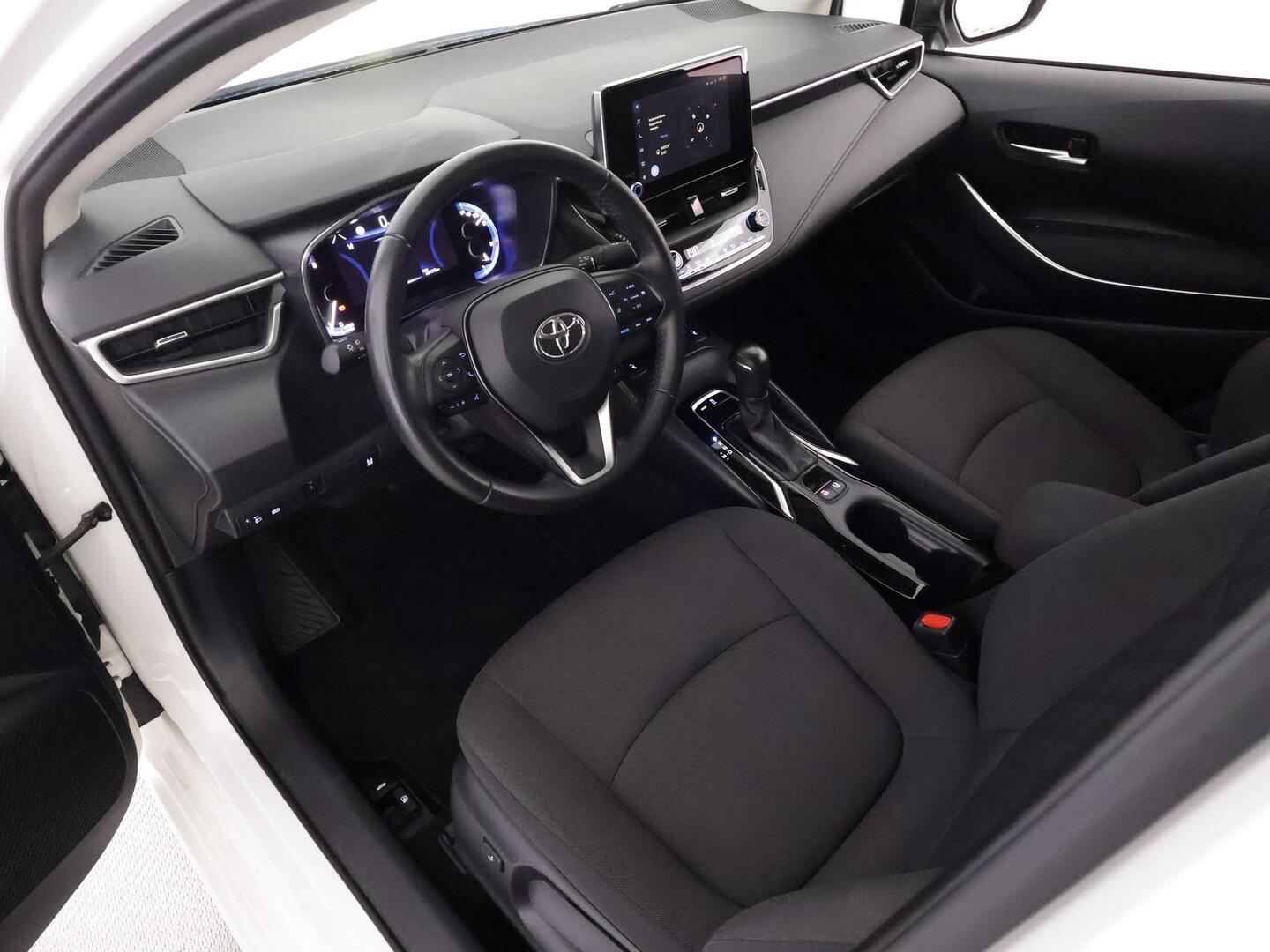 TOYOTA COROLLA 2023