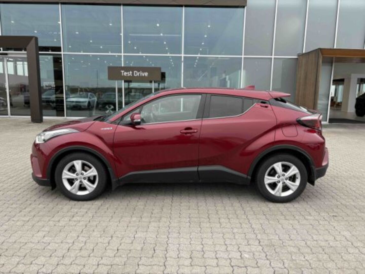 TOYOTA C-HR 2019