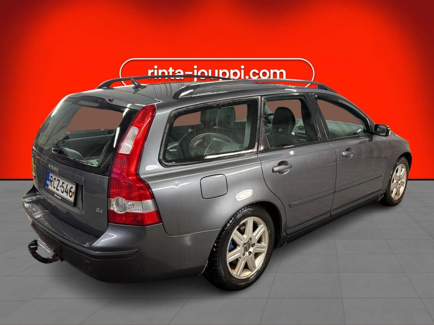 VOLVO V50 2004