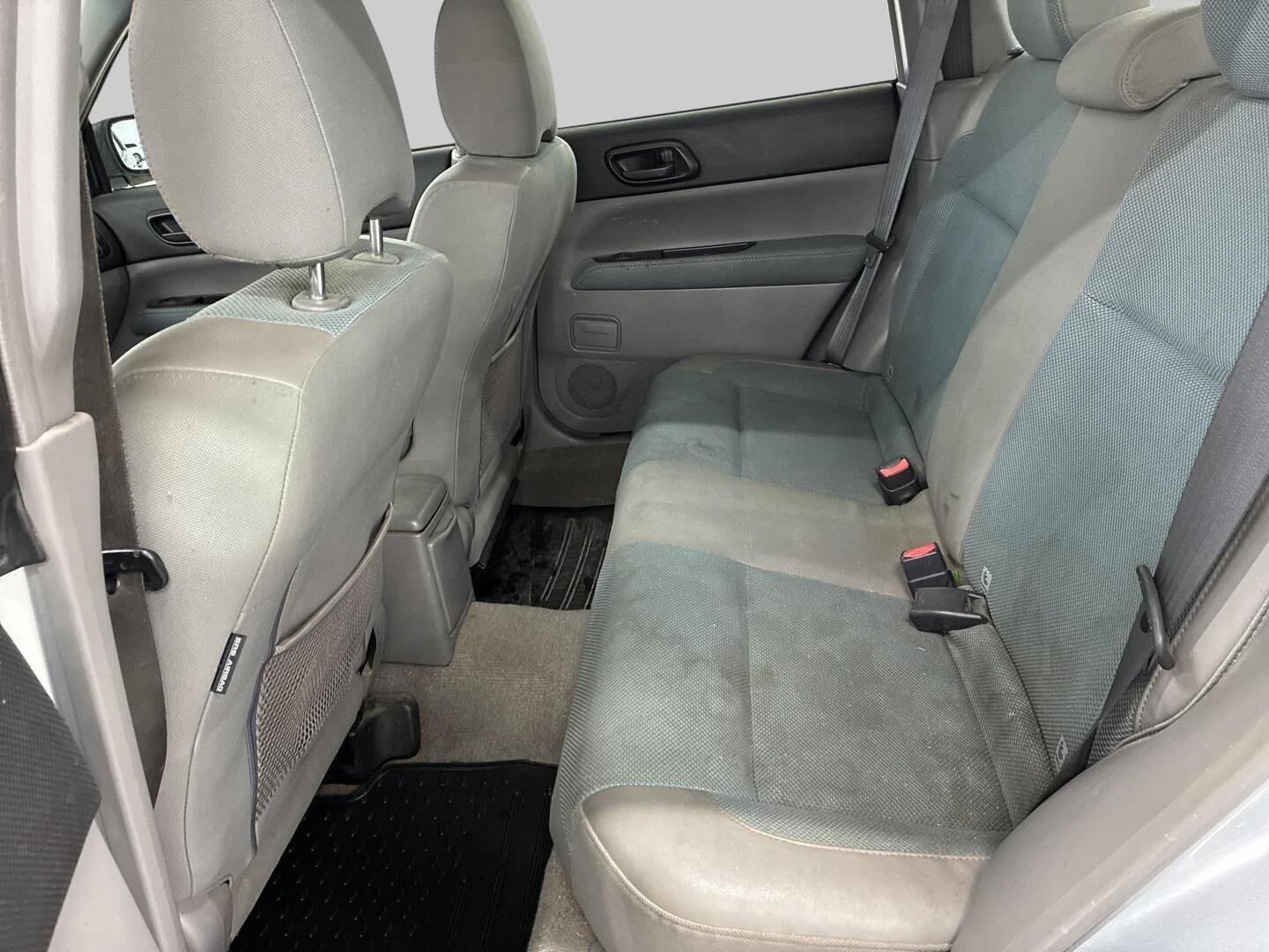 SUBARU Forester 2005