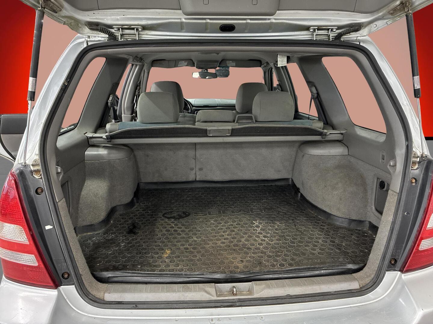 SUBARU Forester 2005