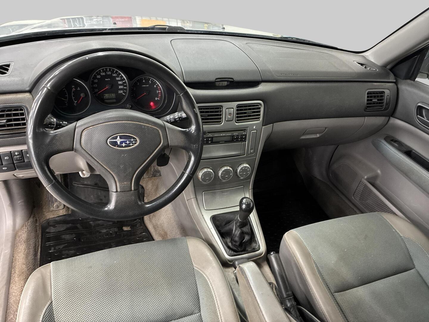 SUBARU Forester 2005