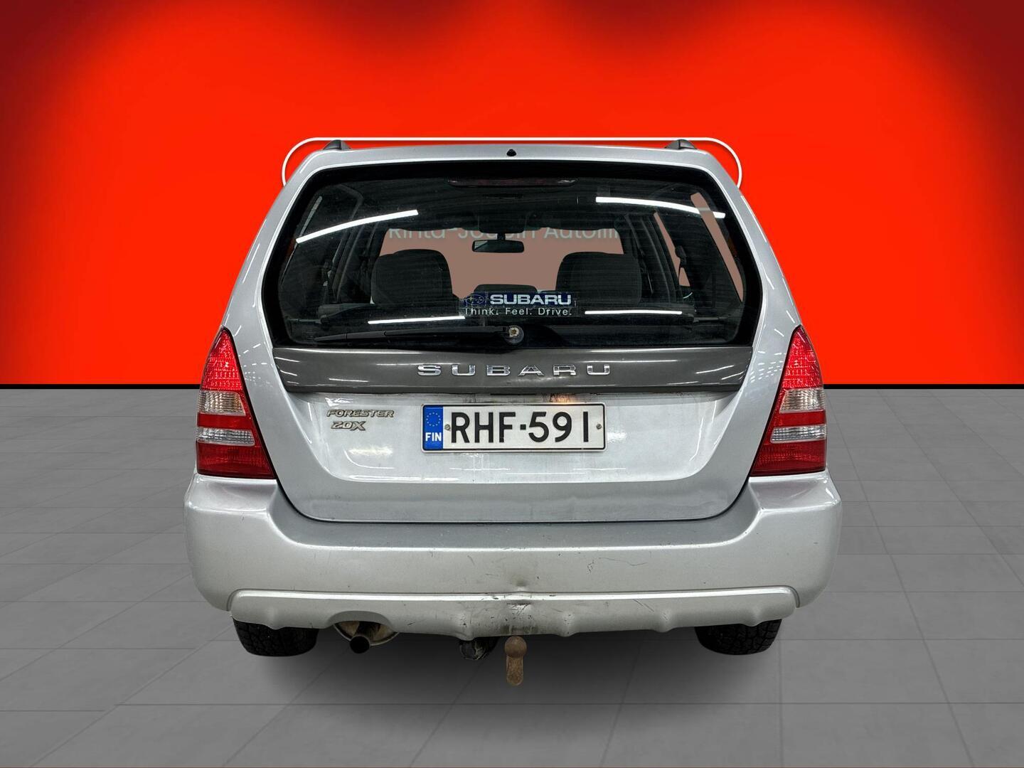 SUBARU Forester 2005