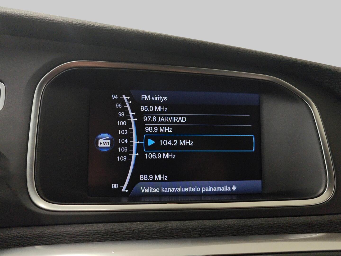 VOLVO V40 Cross Country 2013