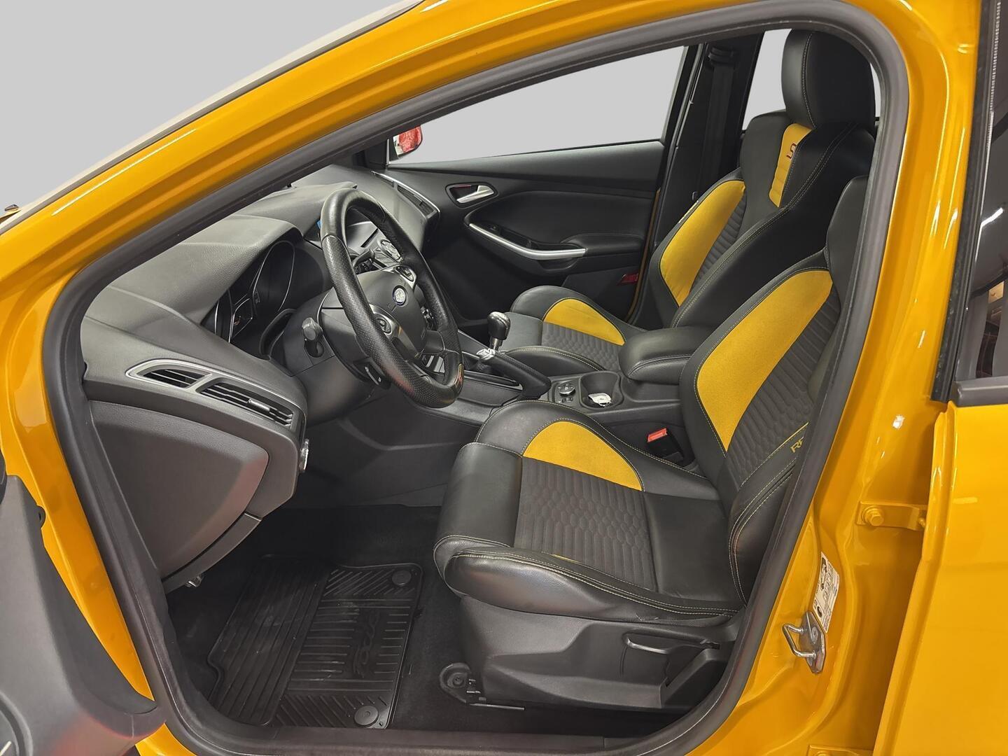 FORD Focus 2013