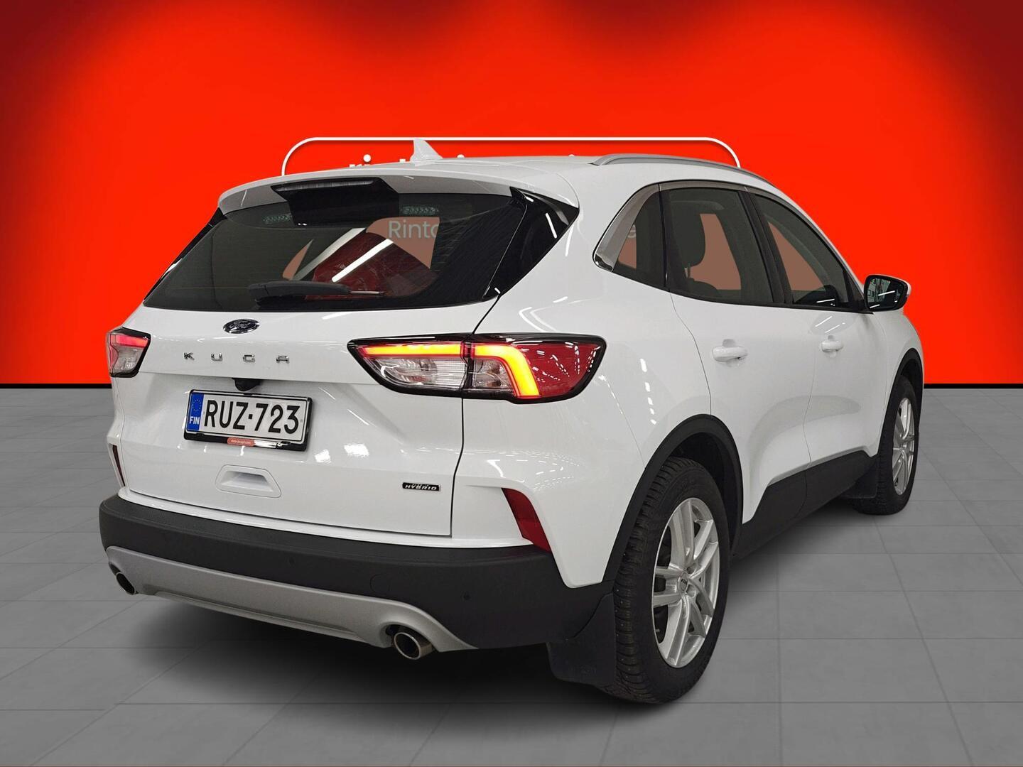 FORD Kuga 2023