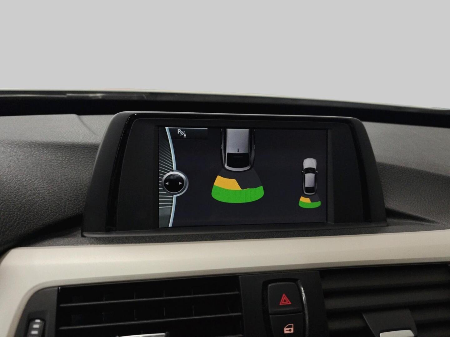 BMW 320 Gran Turismo 2014
