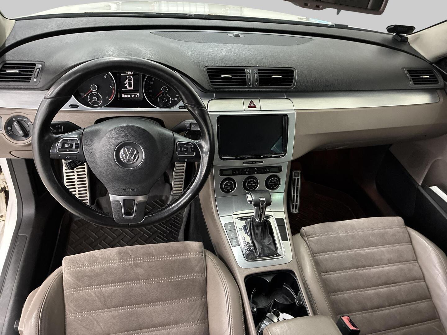VOLKSWAGEN Passat 2009
