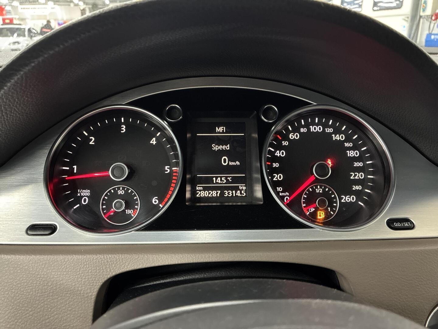 VOLKSWAGEN Passat 2009