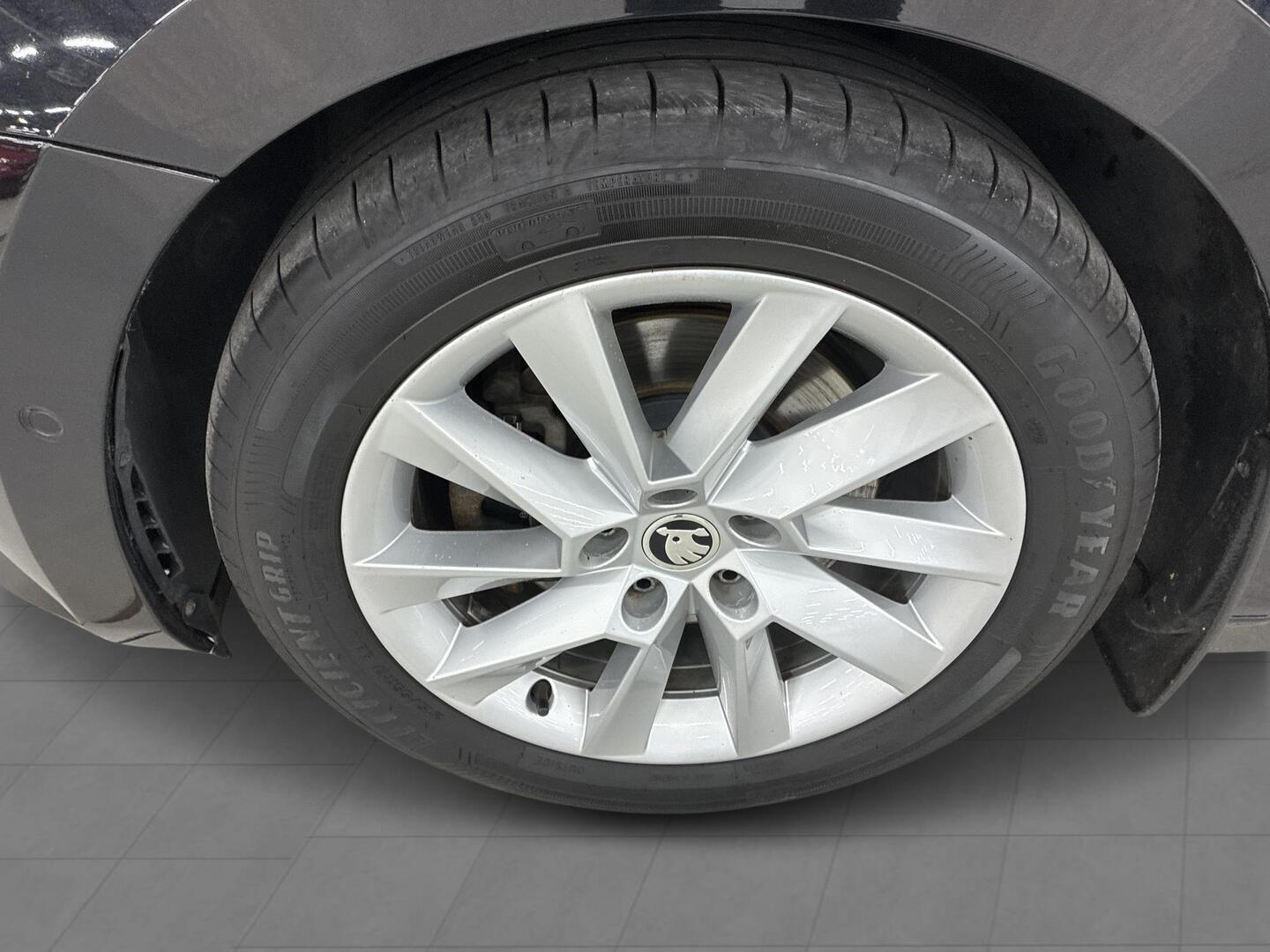 SKODA Superb 2017
