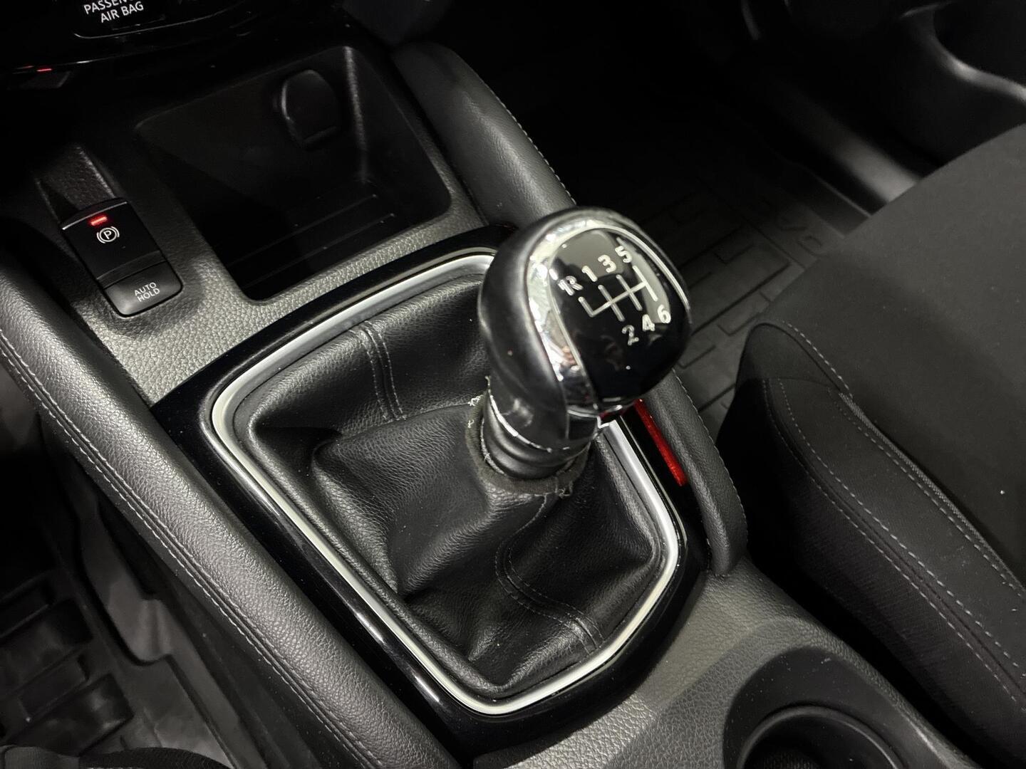 NISSAN Qashqai 2018