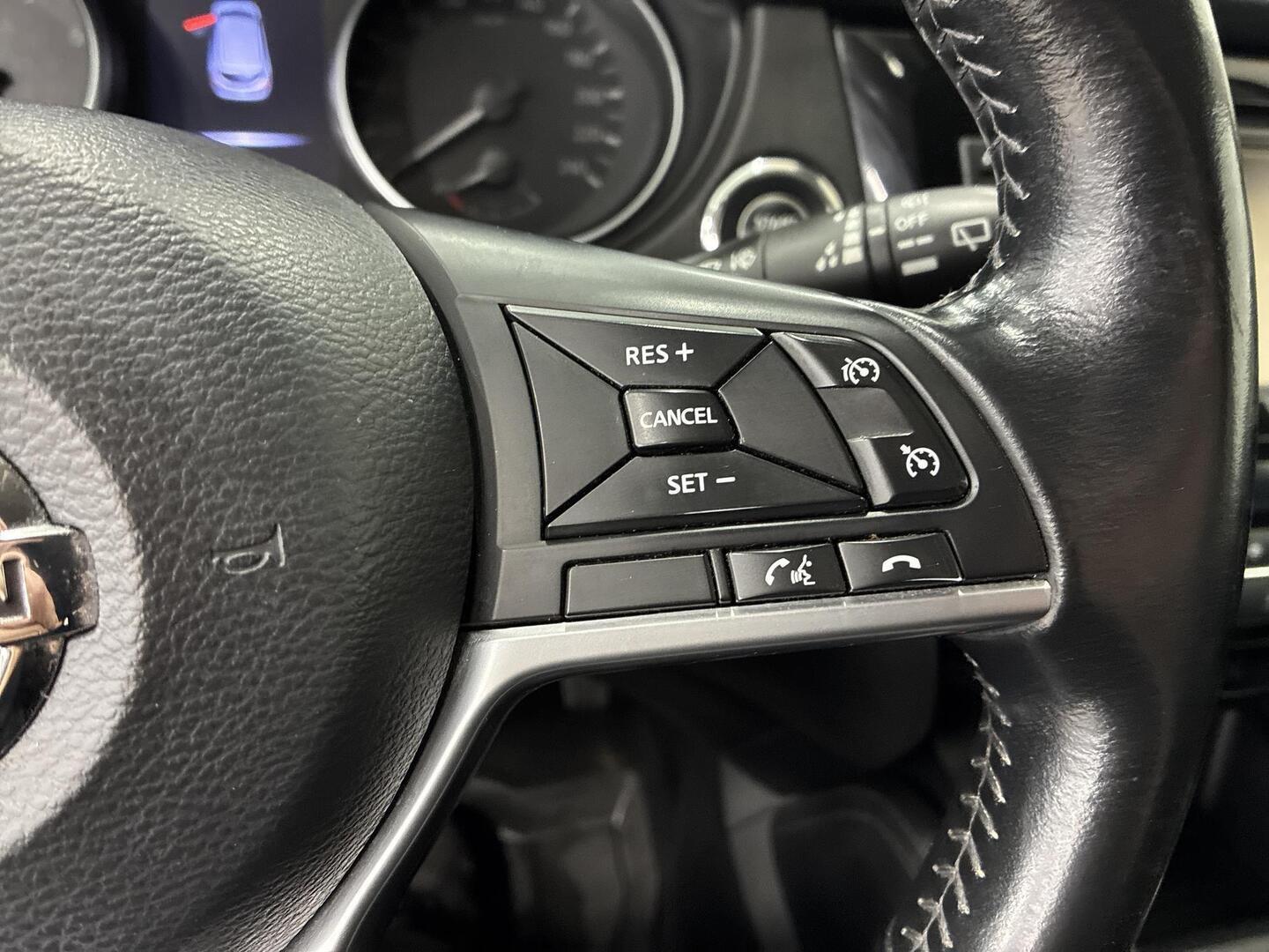 NISSAN Qashqai 2018