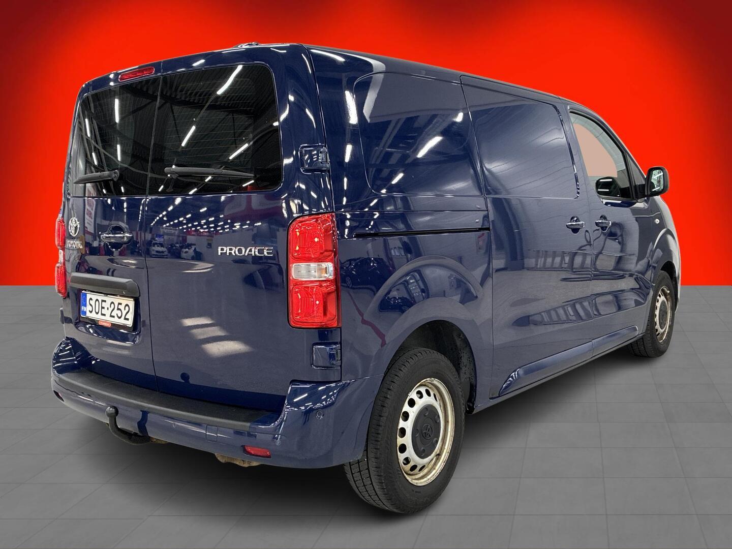 TOYOTA Proace 2018