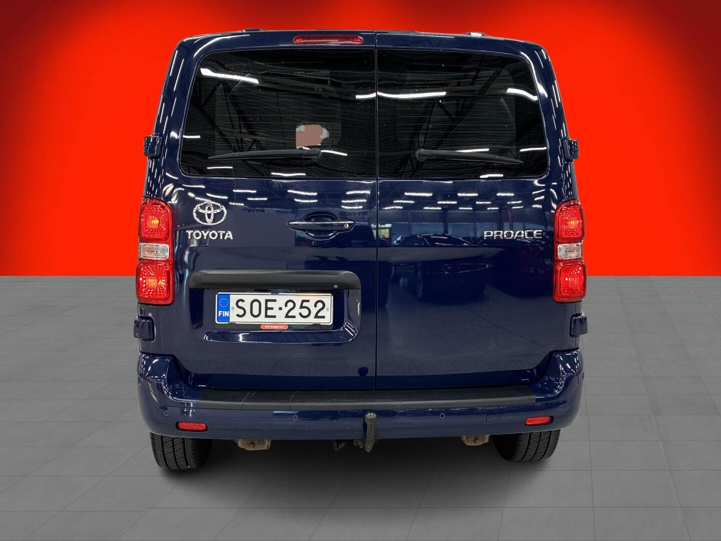 TOYOTA Proace 2018