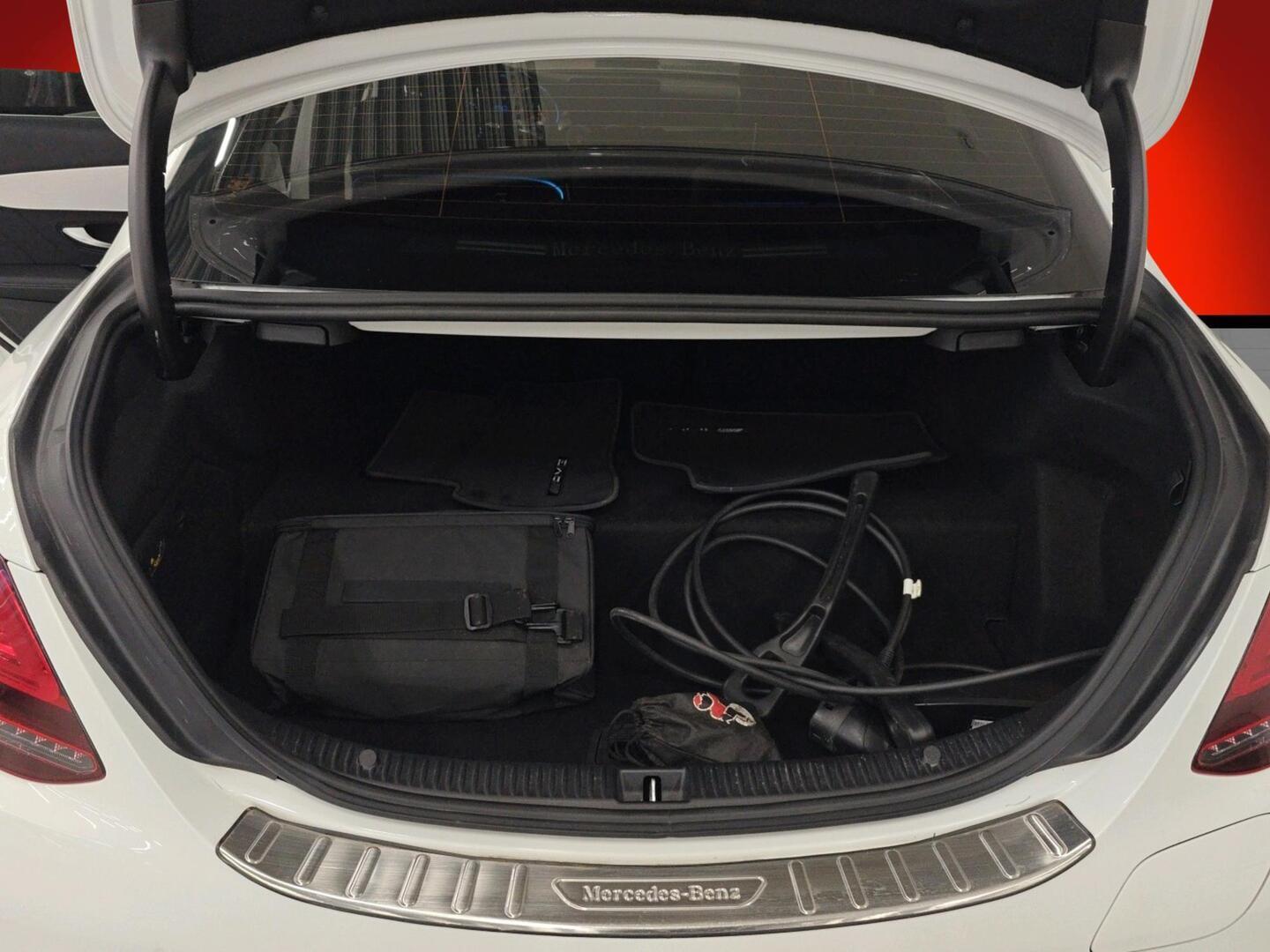 MERCEDES-BENZ C 2021