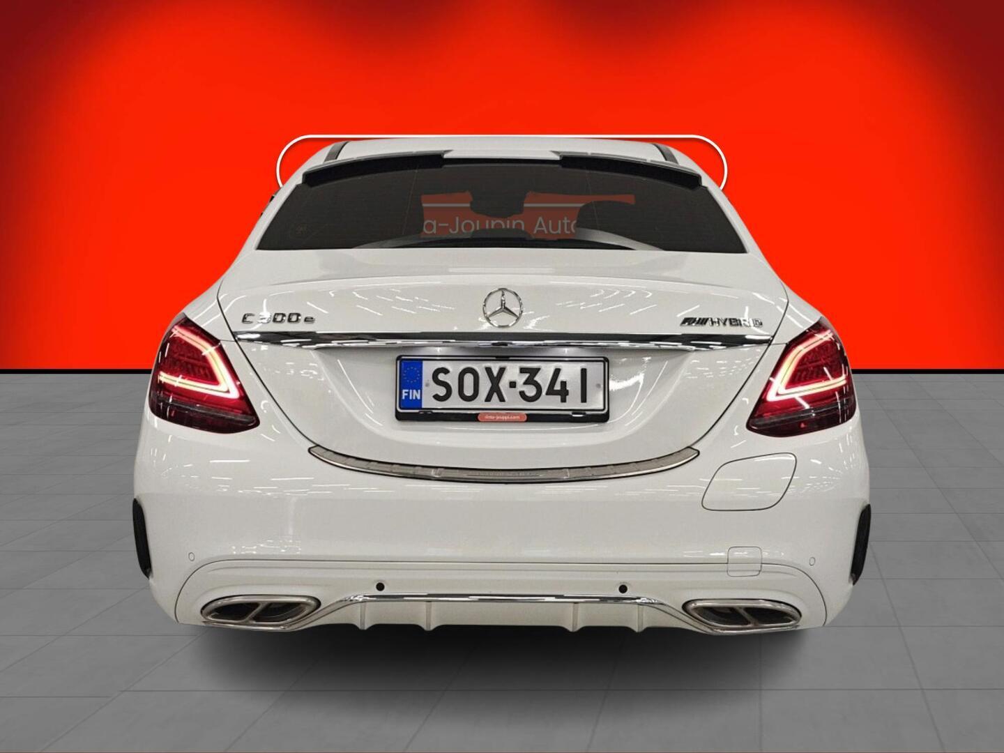MERCEDES-BENZ C 2021
