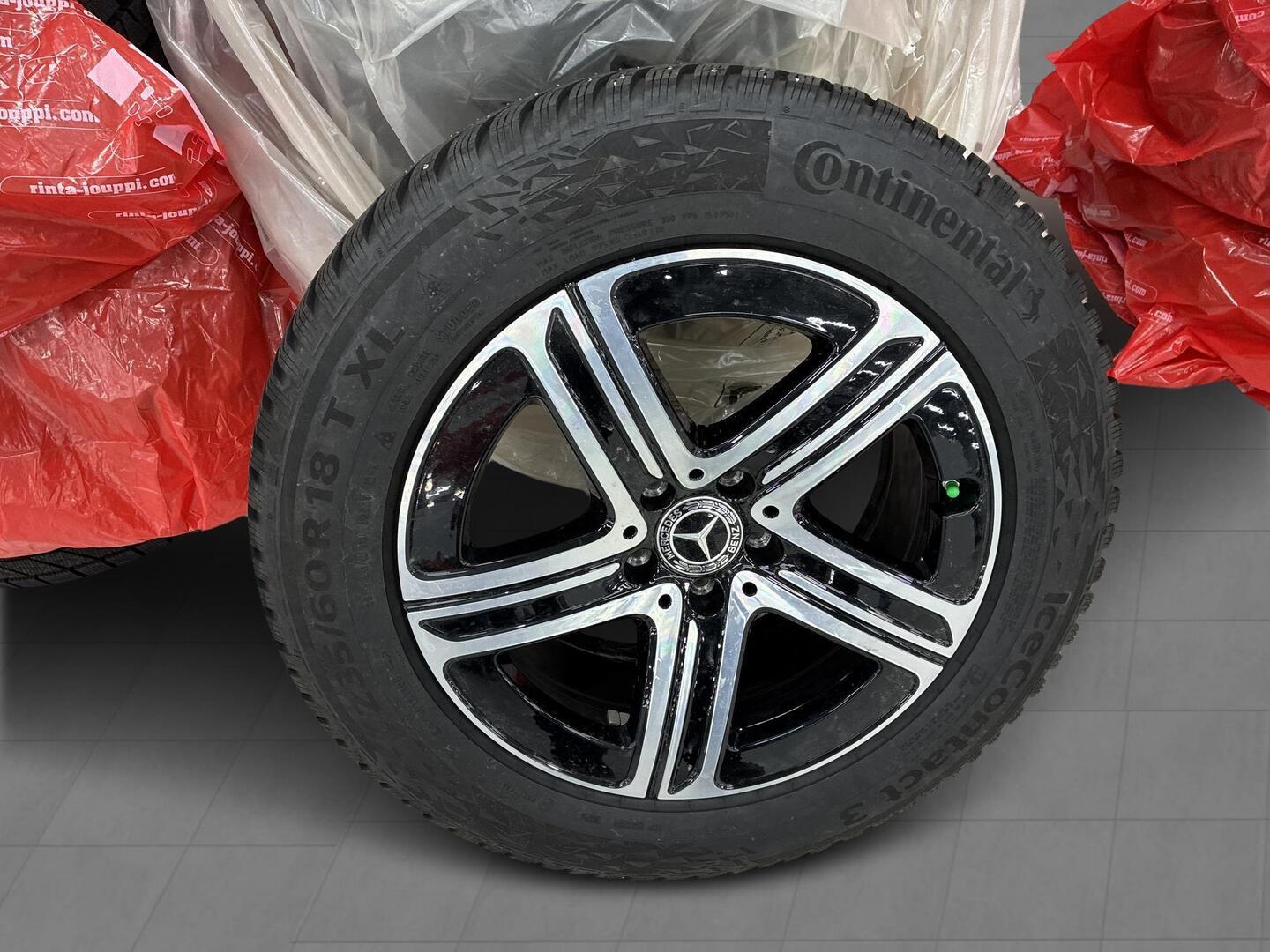 MERCEDES-BENZ GLC 2025
