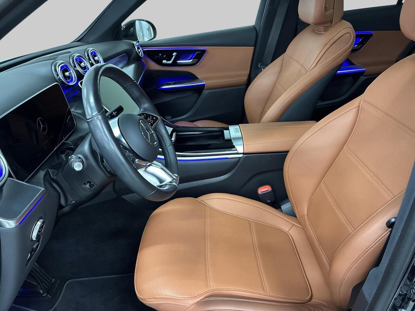 MERCEDES-BENZ GLC 2025