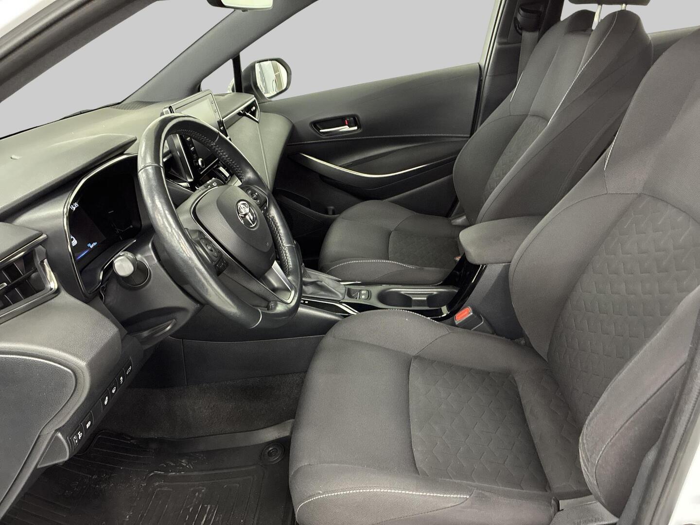TOYOTA Corolla 2021