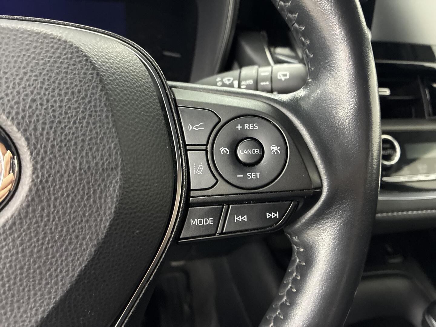 TOYOTA Corolla 2021
